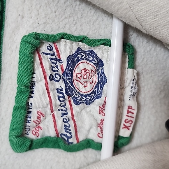 American Eagle Outfitters Pullover - Picture 5 of 7